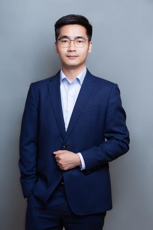 殷艳 交互与体验设计负责人